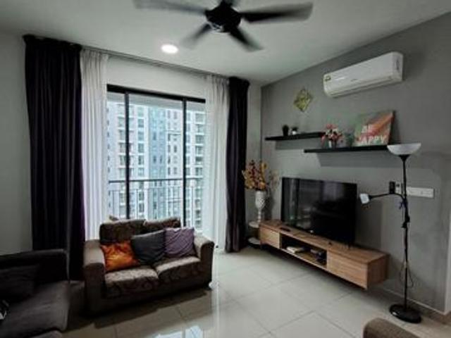 The Henge Kepong Partially Furnished High Floor 2 Car Parks