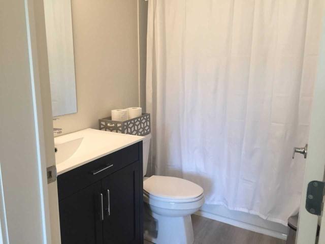 The Highlight Apartments 3 Bedroom Apartment for Rent at 350 Montgomery St, Ottawa, ON K1L 7X2 Vanier