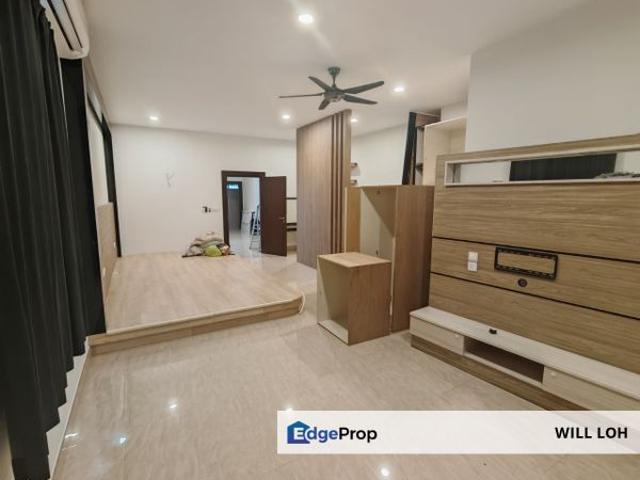 Two Storey Bungalow House at Horizon Hills For Sale