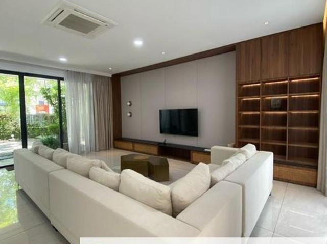 The Hills Residences, Senibong Cove