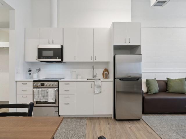 The Hub Podium 3 Bedroom Apartment for Rent at 2416 16 Ave Nw, Calgary, AB T2M 5C7 Banff Trail