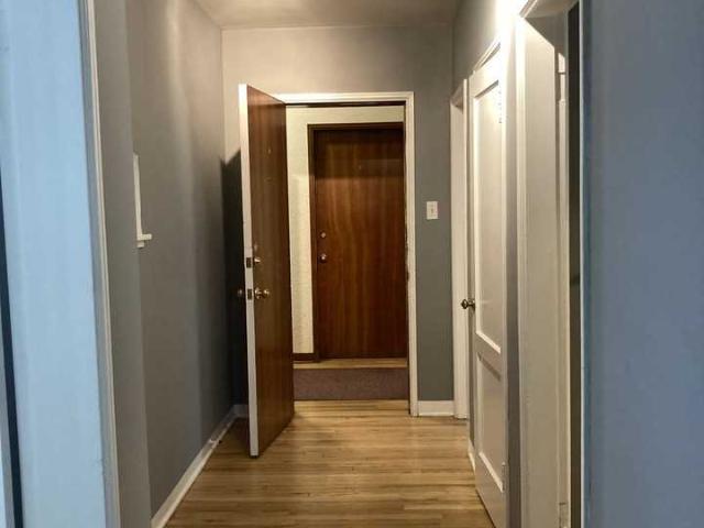 The Huntington Apartments 1 Bedroom Apartment for Rent at 1704 12 St Sw, Calgary, AB T2T 3M9 Mount royal