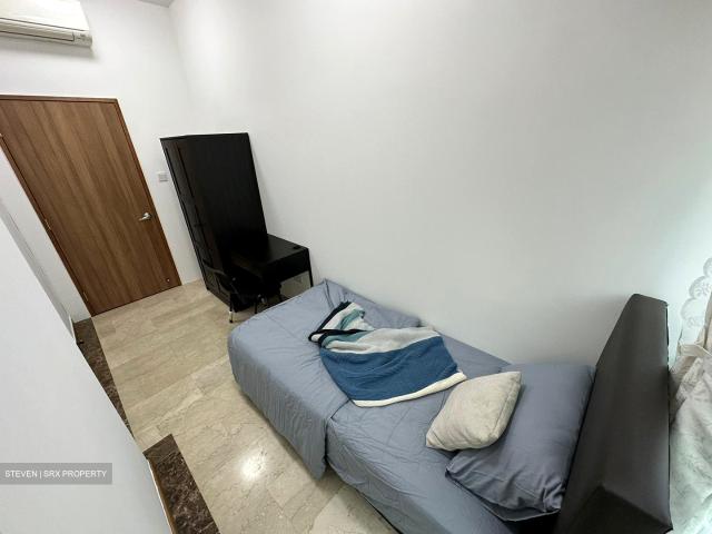 The Huntington D11, Apartment