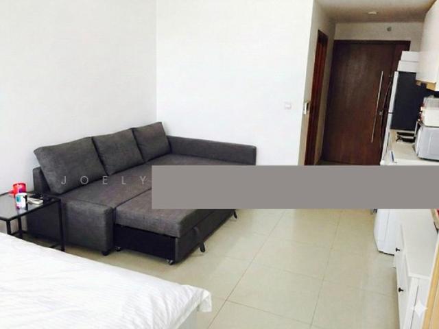 The Interweave Condominium For Sale, $750,0001 Bath 377 sqft $1,989.00 psf