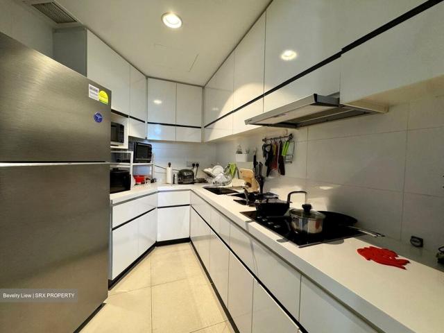 The Interlace D4, Condominium