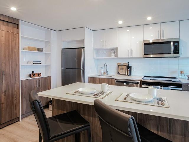 The International 1 Bedroom Apartment for Rent at 220 4 Ave Sw, Calgary, AB T2P 0H5 Downtown Calgary