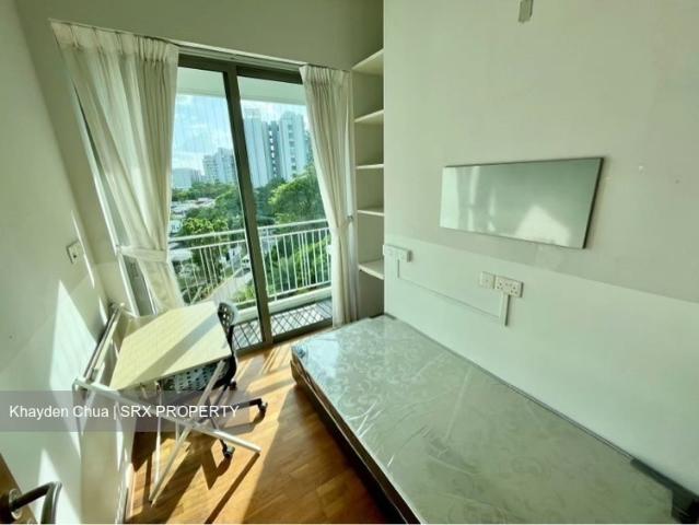 The Infiniti D5, Condominium