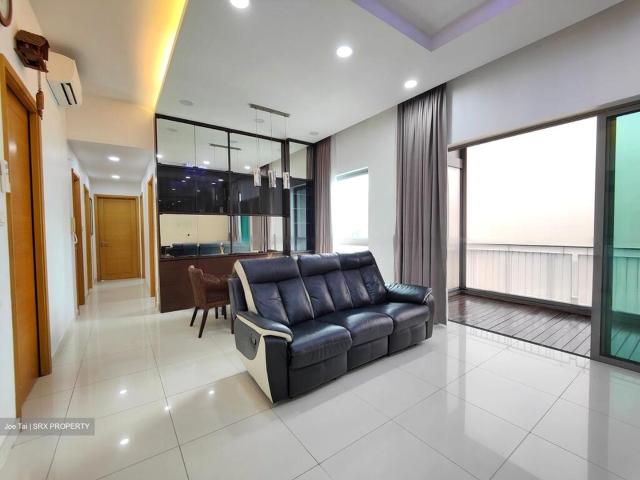 The Infiniti D5, Condominium