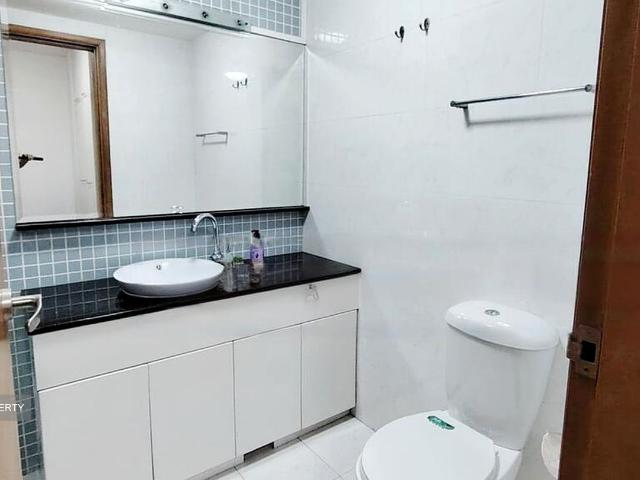 The Jade D23, Condominium