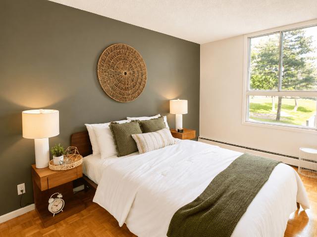 The Oaks Apartments 1 Bedroom Apartment for Rent at 2995 Albion Rd N, Ottawa, ON K1V 8Z2