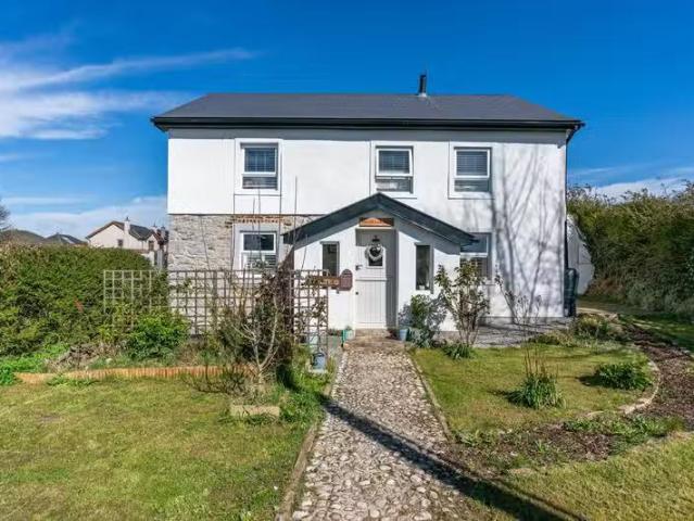 The Old Lock House, Mullantine, Rathangan, Co. Kildare, R51YP5.