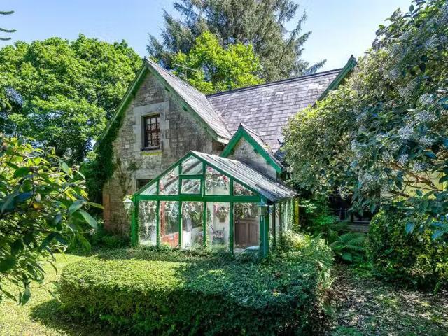 The Old School Master's House, Derrylough, Tuosist, Kenmare, C.