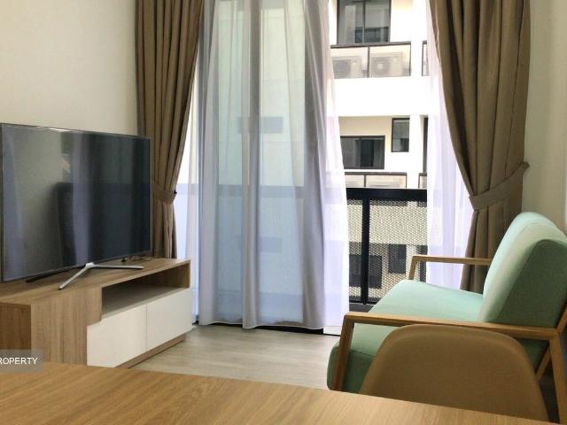 The Orient D5, Apartment