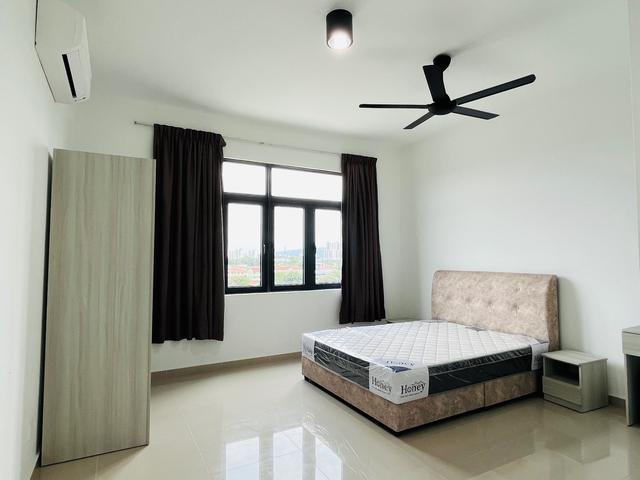 The Louvre Residence Country Heights Silk Highway For Rent