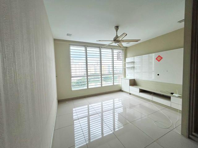 THE LOFT ZetaPark POOL VIEW LOW DOWN PAYMENT
