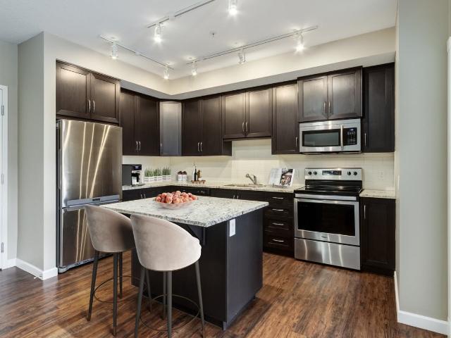 The Laurier 2 Bedroom Apartment for Rent at 200 & 200 Quarry Villas Se, Calgary, AB T2C 5L3 Quarry Park