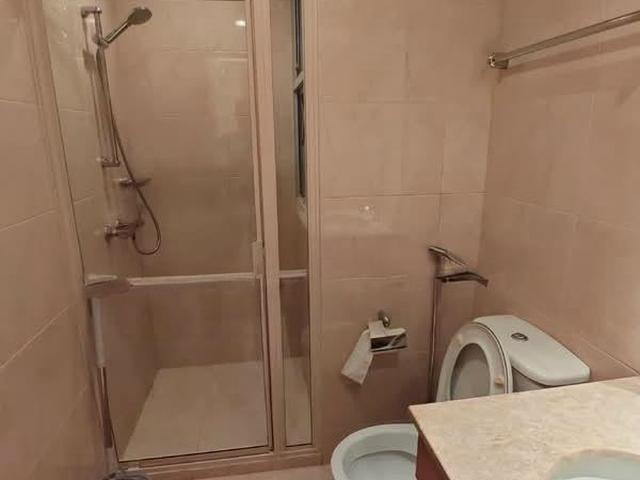 The Lakeshore D22, Condominium