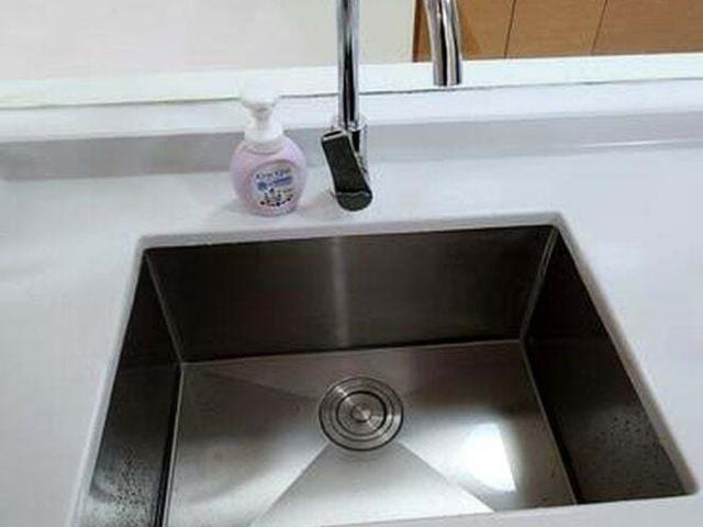 The Lakeshore D22, Condominium