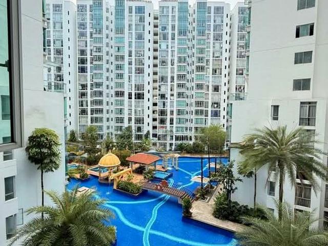 The Lakeshore D22, Condominium