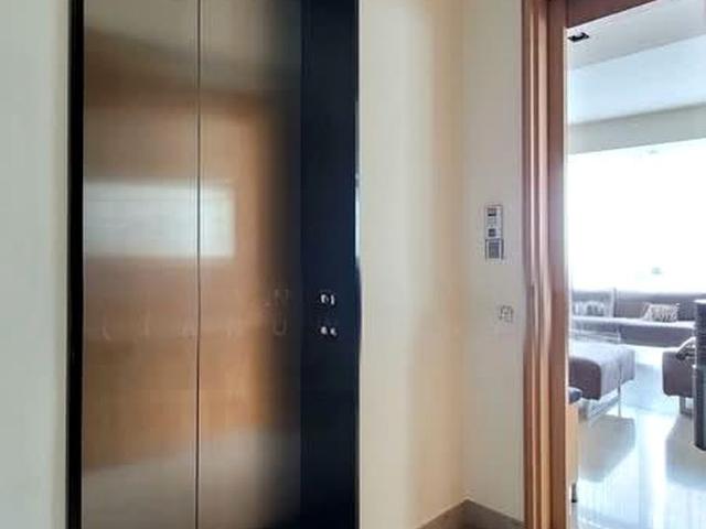 The Light @ Cairnhill D9, Condominium