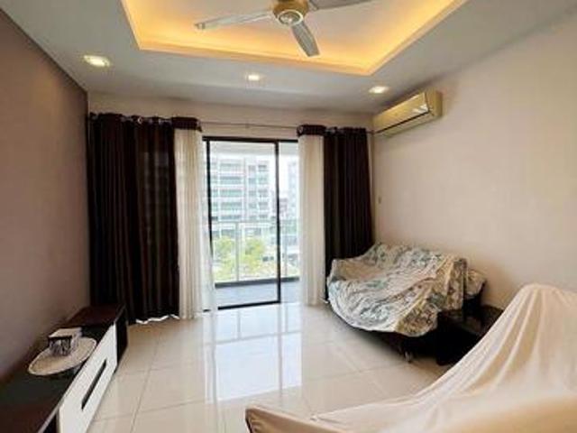 The Light Linear 1561sqft Corner Unit Nearby Waterfront Mall City