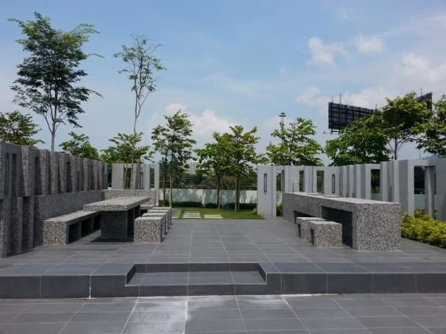 The Light Point, Gelugor