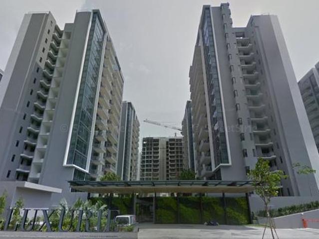 The Luxurie D19, Condominium