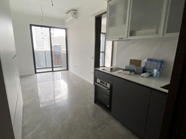 The M D7, Apartment