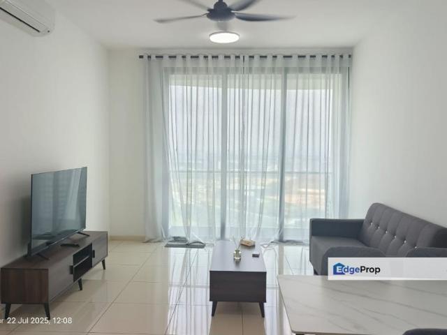 The M @ Medini Macrolink