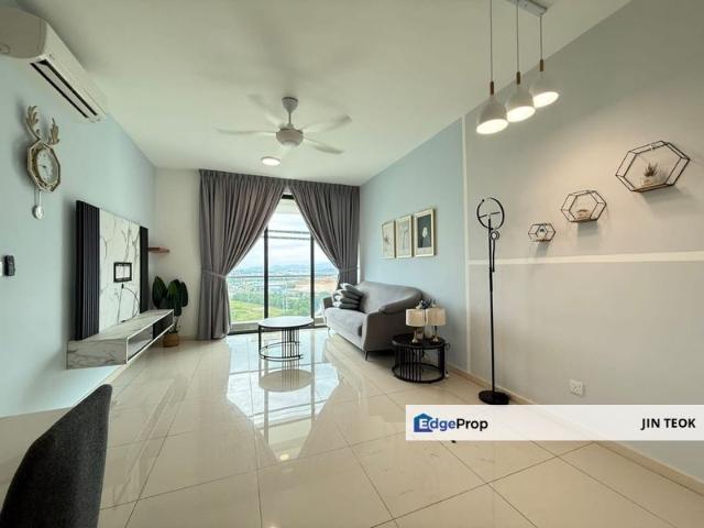 The M @ Medini Macrolink