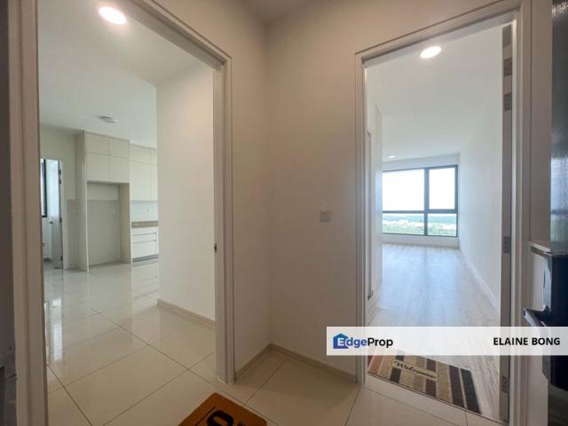 The M @ Medini Macrolink