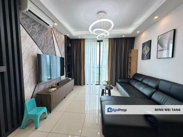The M @ Medini Macrolink