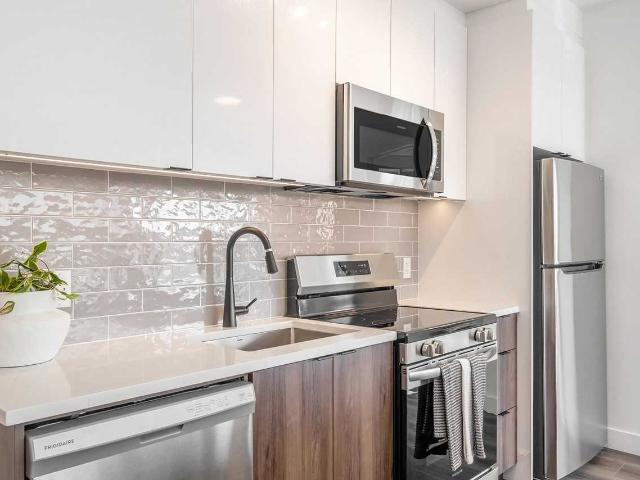 The Monterey 1 Bedroom Apartment for Rent at 1600 James Naismith Dr, Ottawa, ON K1B 5N8 Pineview