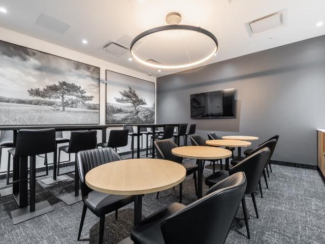 The Monterey 1 Bedroom Apartment for Rent at 1600 James Naismith Dr, Ottawa, ON K1B 5N8 Pineview