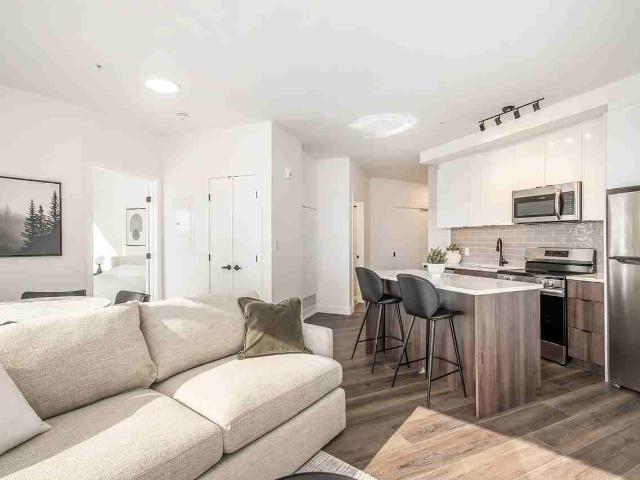 The Monterey 1 Bedroom Apartment for Rent at 1600 James Naismith Dr, Ottawa, ON K1B 5N8 Pineview