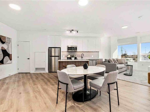 The Monterey 2 Bedroom Apartment for Rent at 1600 James Naismith Dr, Ottawa, ON K1B 5N8 Pineview