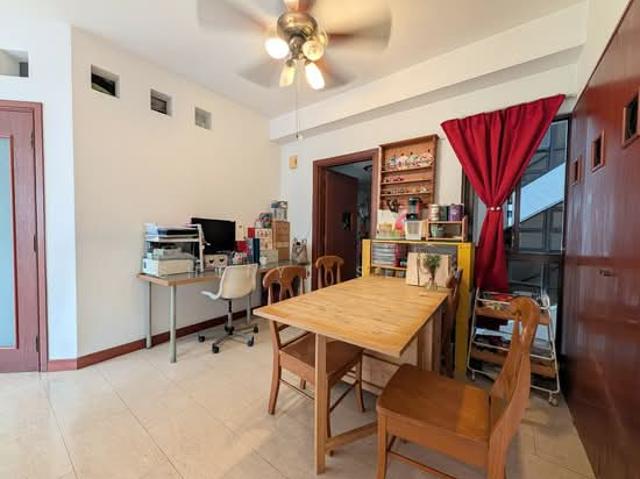The Mayfair Condominium For Sale, $1,480,000, 3 Bed 3 Bath 1,163 sqft $1,273.00 psf
