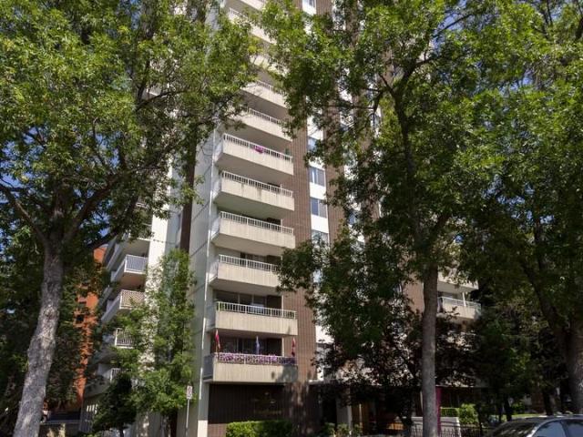 The Mayflower 2 Bedroom Apartment for Rent at 11808 100 Ave Nw, Edmonton, AB T5K 0K4 Oliver