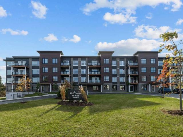The Madison Bedford Apartments 2 Bedroom + Den available at 24 Farringdon Way, Bedford [object Promise] for Rent