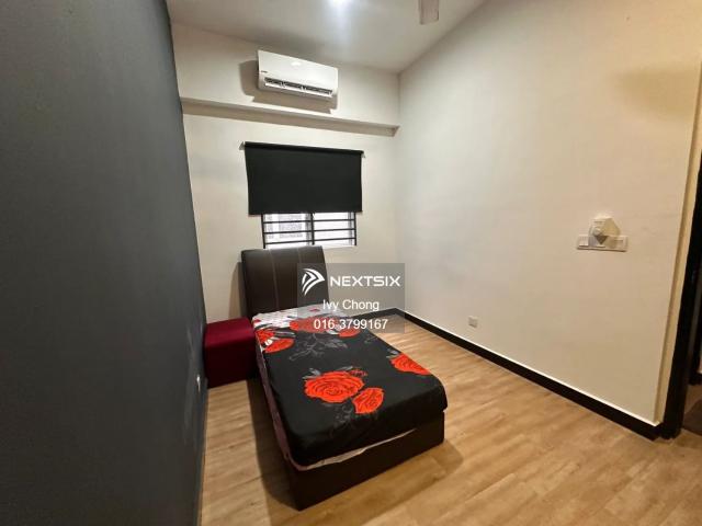 The Mansions @ Kenny Heights Bungalow. Prestigious 5B5B luxury home with 4,040sf built up on 14.7pts. Colonial elegance in exclusive gated enclave. Last unit