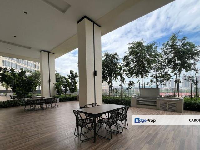 The Maple Residences OUG