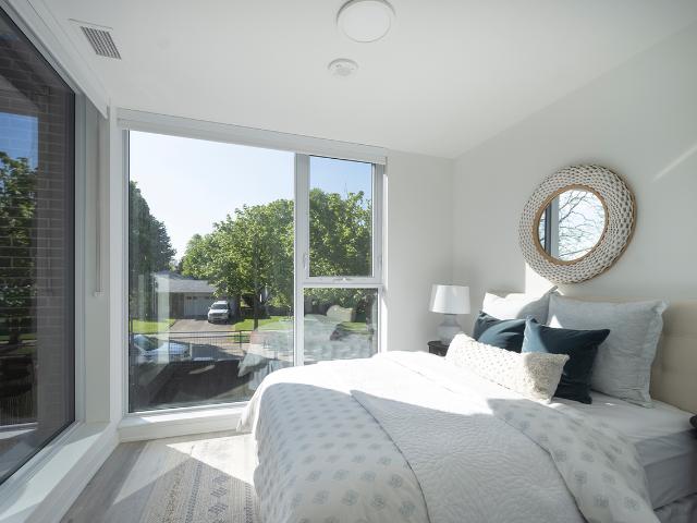 The Markwood 1 Bedroom Apartment for Rent at 4365 Bloor St W, Etobicoke, ON M9C 0E2