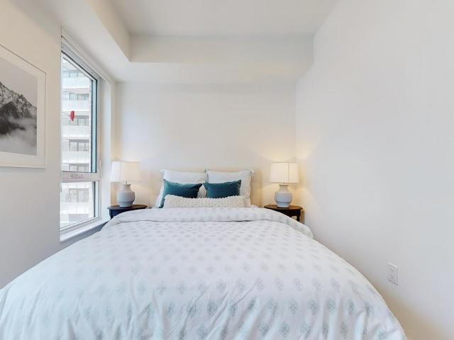 The Markwood 1 Bedroom Apartment for Rent at 4365 Bloor St W, Etobicoke, ON M9C 0E2