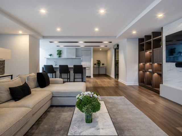 The Met 2 Bedroom Apartment for Rent at 180 Metcalfe St, Ottawa, ON K2P 1P5 Centretown