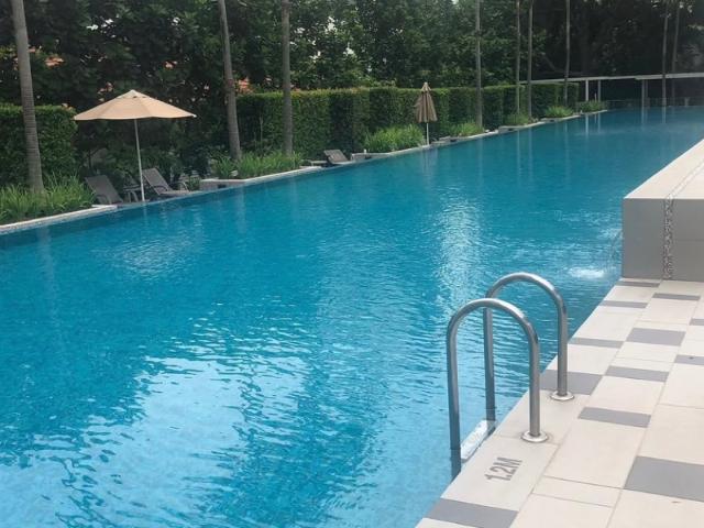The Metropolitan Condominium. For Rent, $7,600, 3 Bed 3 Bath 1,360 sqft $5.59 psf