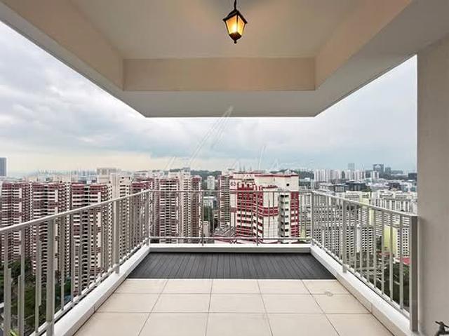 THE METROPOLITAN CONDOMINIUM