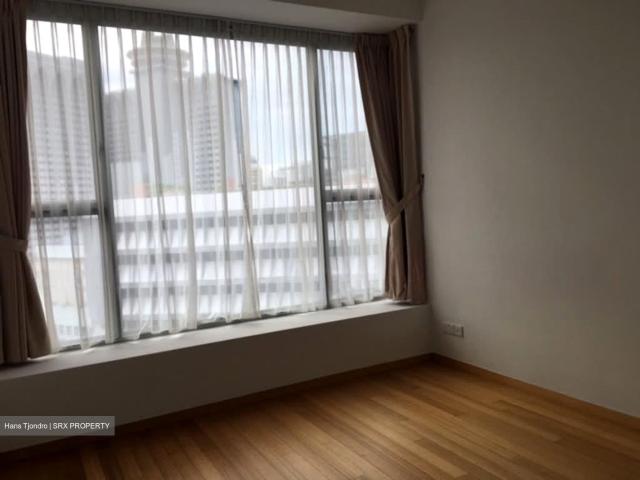 The Metz D9, Condominium