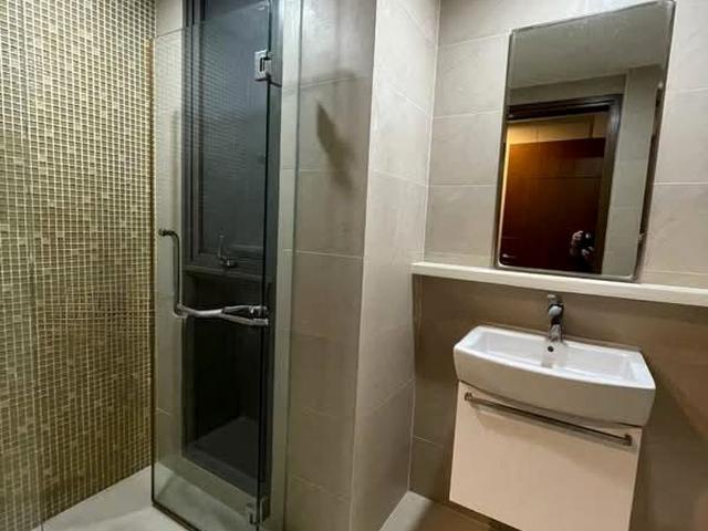 The Miltonia Residences D27, Condominium