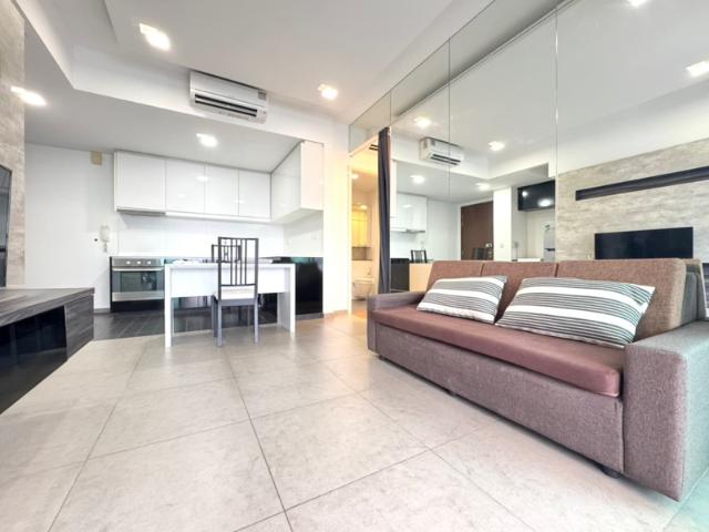 THE MINTON Condominium For Sale, $879,800, 1 Bed 1 Bath 560 sqft $1,571.00 psf