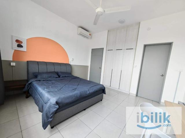 The Netizen Female Unit Master Room For Rent 5mins Walking to MRT Cheras